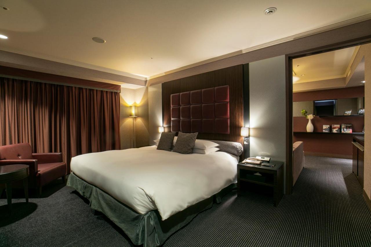 Nagoya Tokyu Hotel Eksteriør billede A suite at the hotel