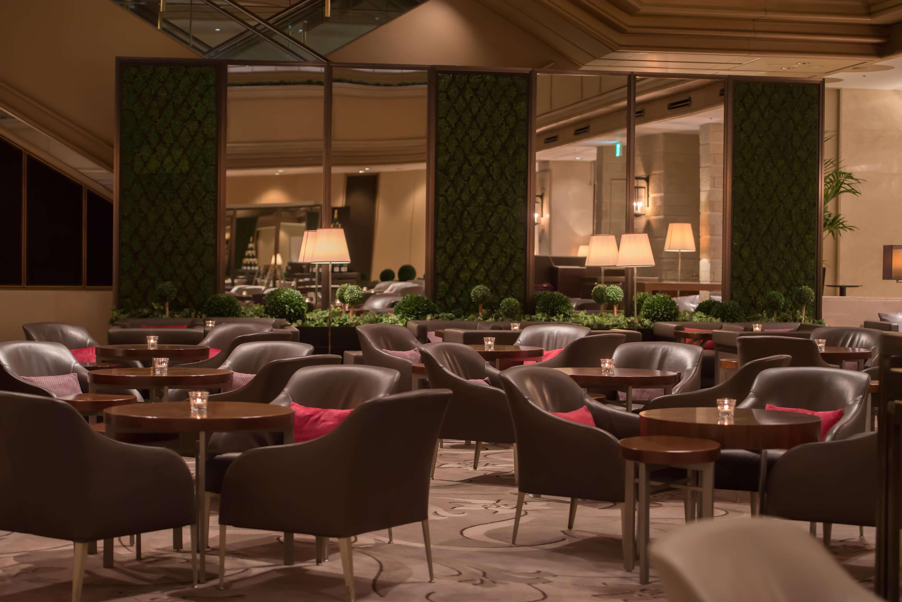 Nagoya Tokyu Hotel Eksteriør billede The Lounge at the Conrad Hong Kong